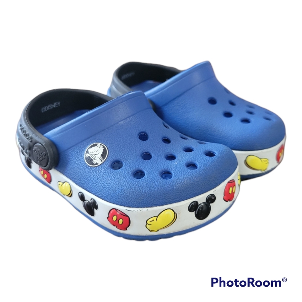 CROCS Blue Mickey Mouse Clog Shoes. Baby/Toddler Size 4
